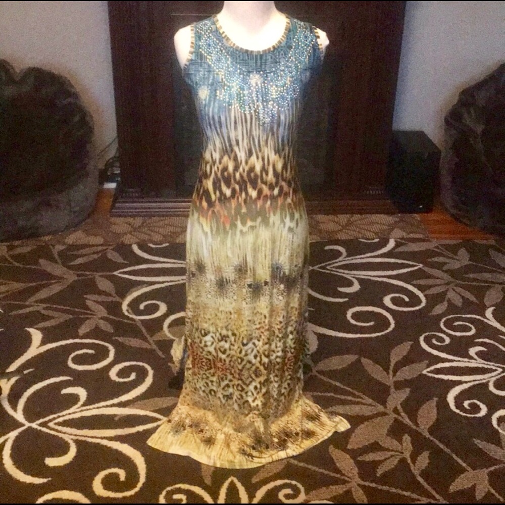 Full length dress; lounge or go out!  Studs @ neck